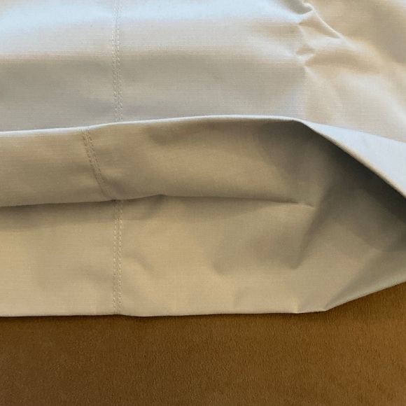 Bellroy Market Tote in Pale Blue - Picture 10 of 12